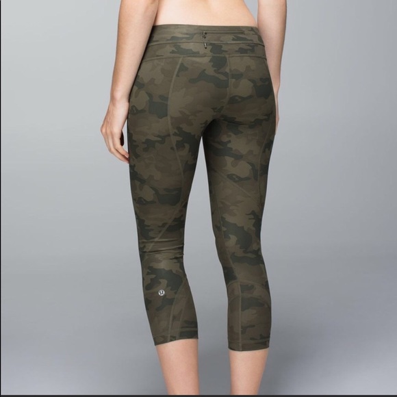 lululemon athletica Pants - Camo Inspire crop